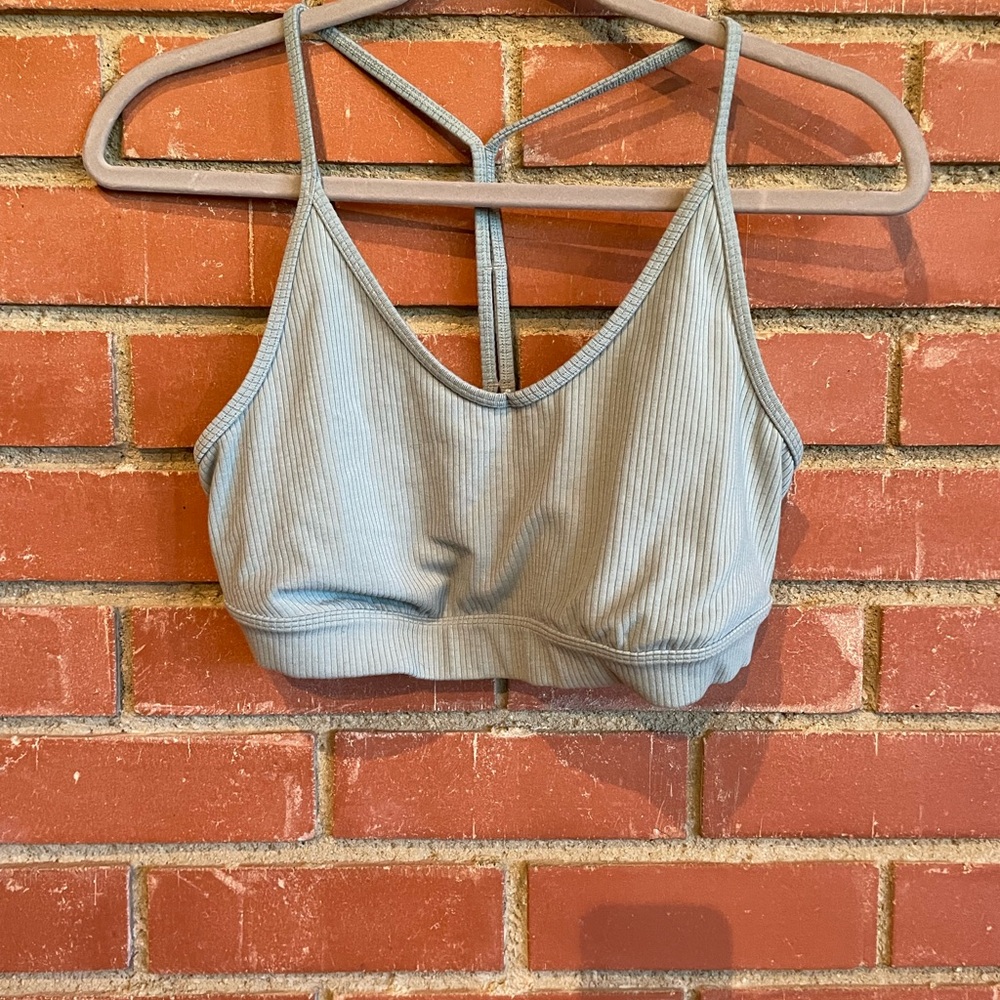 ALO Yoga Strappy Ribbed Sports Bra - Soft Blue/Green